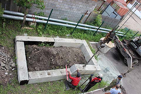 Укладка фундаментных блоков-изготовление основания под дизельную электростанцию